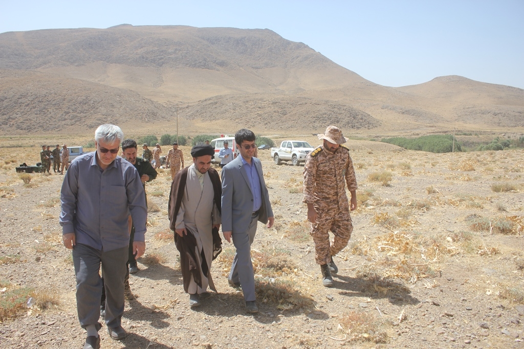 فرماندار و تعدادی از مسئولان از محل برگزاری دوره آموزشی بسیجیان شهرستان خمین بازدید کردند