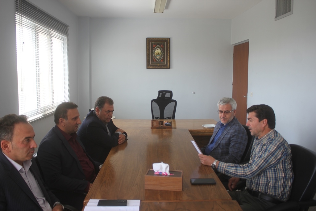 نشست بررسی مسائل و مشکلات شرکت ذوب بریس خمین برگزار شد