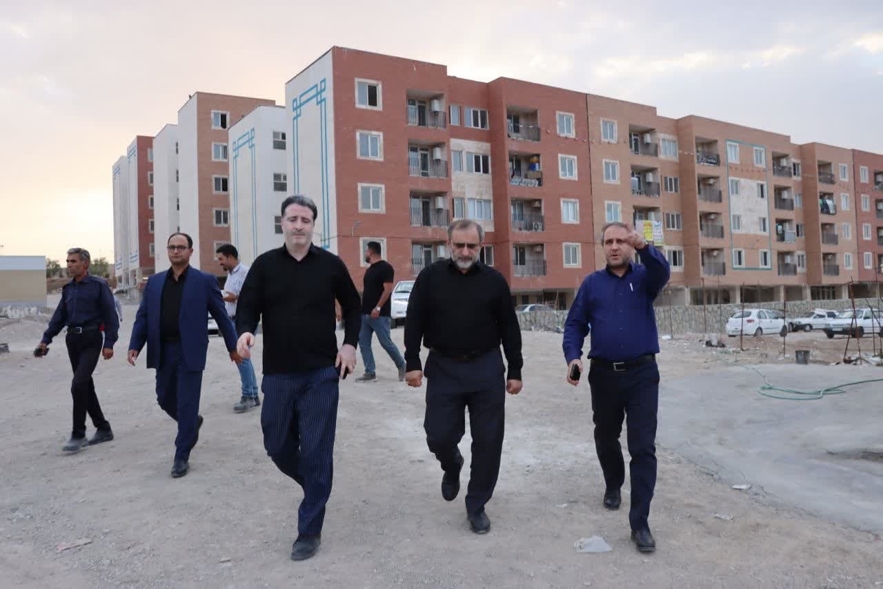 بازدید میدانی از پروژه‌های درحال بهره‌برداری ۱۸۴۸ واحد مسکونی طرح نهضت ملی مسکن در ساوه