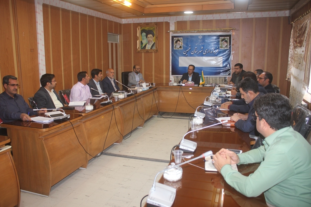 ششمین جلسه کارگروه پیشگیری از ساخت و ساز غیر مجاز در شهرستان خمین در سال 1403 برگزار شد