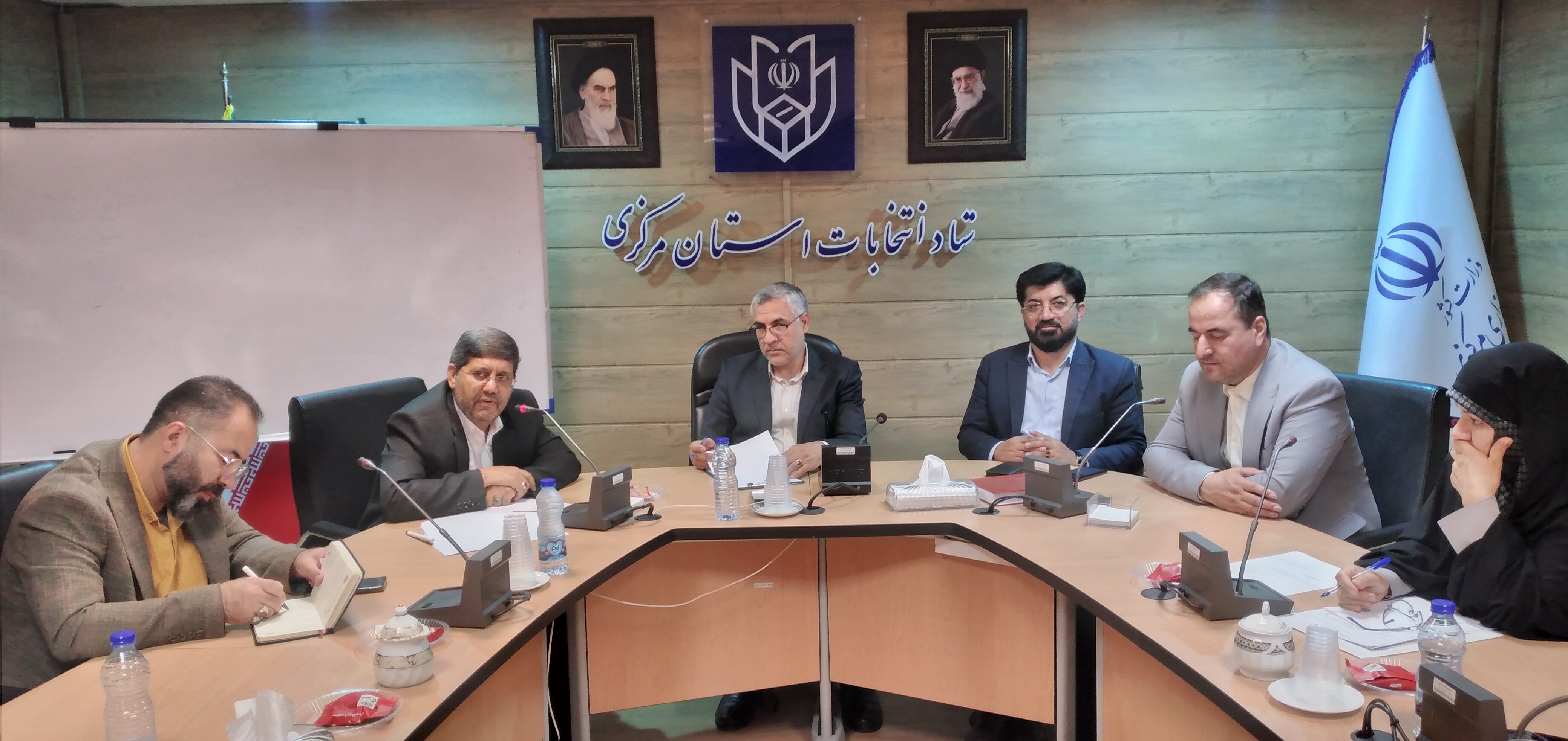 جلسه هماهنگی و برنامه ریزی جایزه سال کربلایی کاظم ساروقی برگزارشد