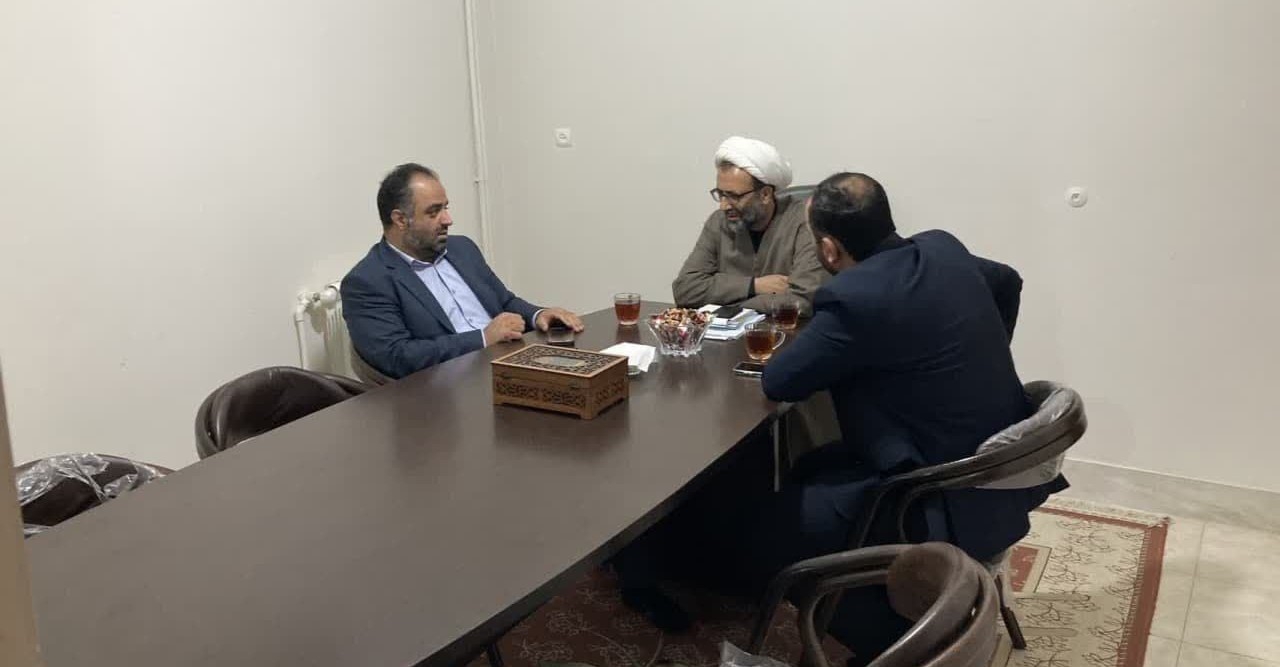 دیدار فرماندار شهرستان محلات با عضو هیات رییسه  مجلس