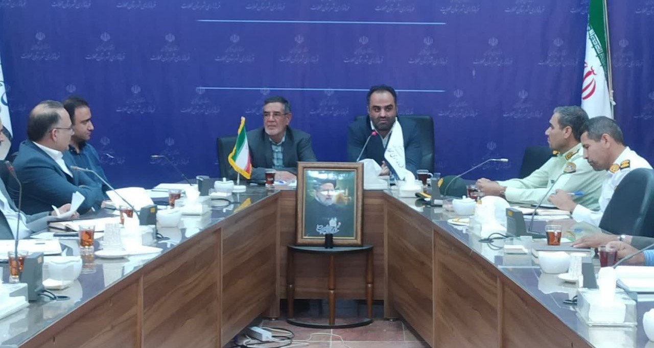 اولین جلسه هماهنگی برگزاری نمایشگاه بین المللی سنگ‌ نیم ور در فرمانداری برگزار شد.