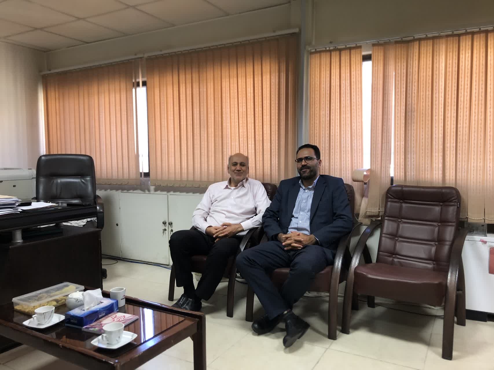 نشست پزشگ نیا مدیرکل پدافند غیرعامل با جناب آقای خسروجردی مشاور محترم معاون امنیتی، انتظامی و مسئول کمیته پدافند غیرعامل وزارت کشور