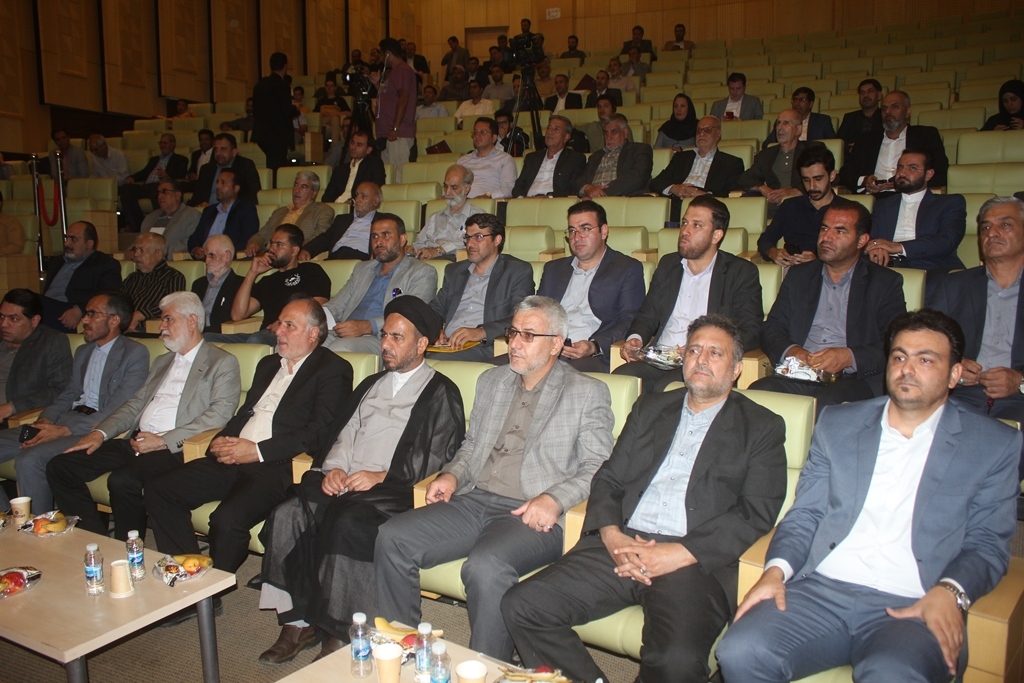 سومین همایش خیرین سلامت شهرستان خمین برگزار شد