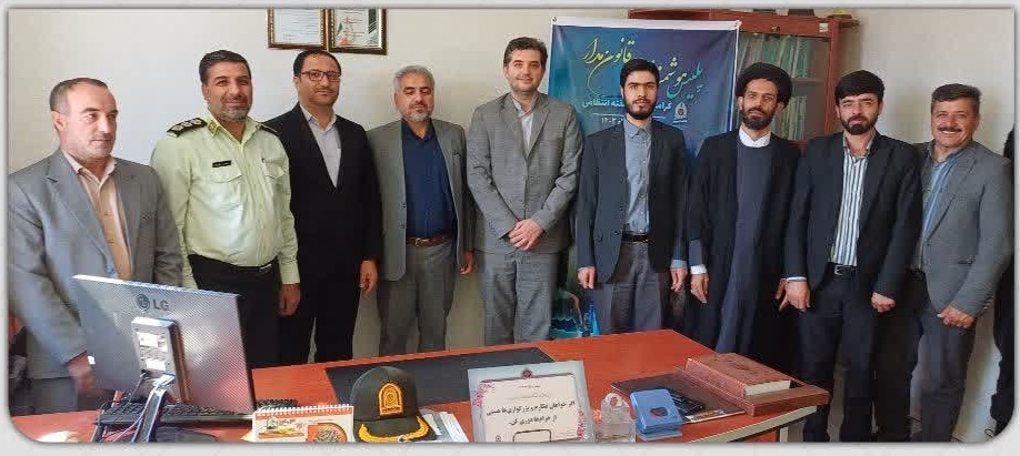 دیدار و تجلیل مسئولین ارشد شهرستان از فرمانده و پرسنل فراجای شهرستان کمیجان به مناسبت هفته فراجا