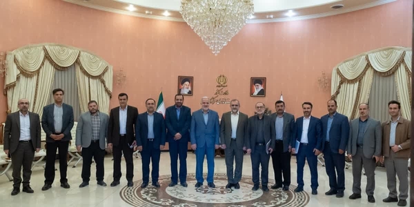 استقبال استاندار مرکزی از معاون وزیر کشور در اراک