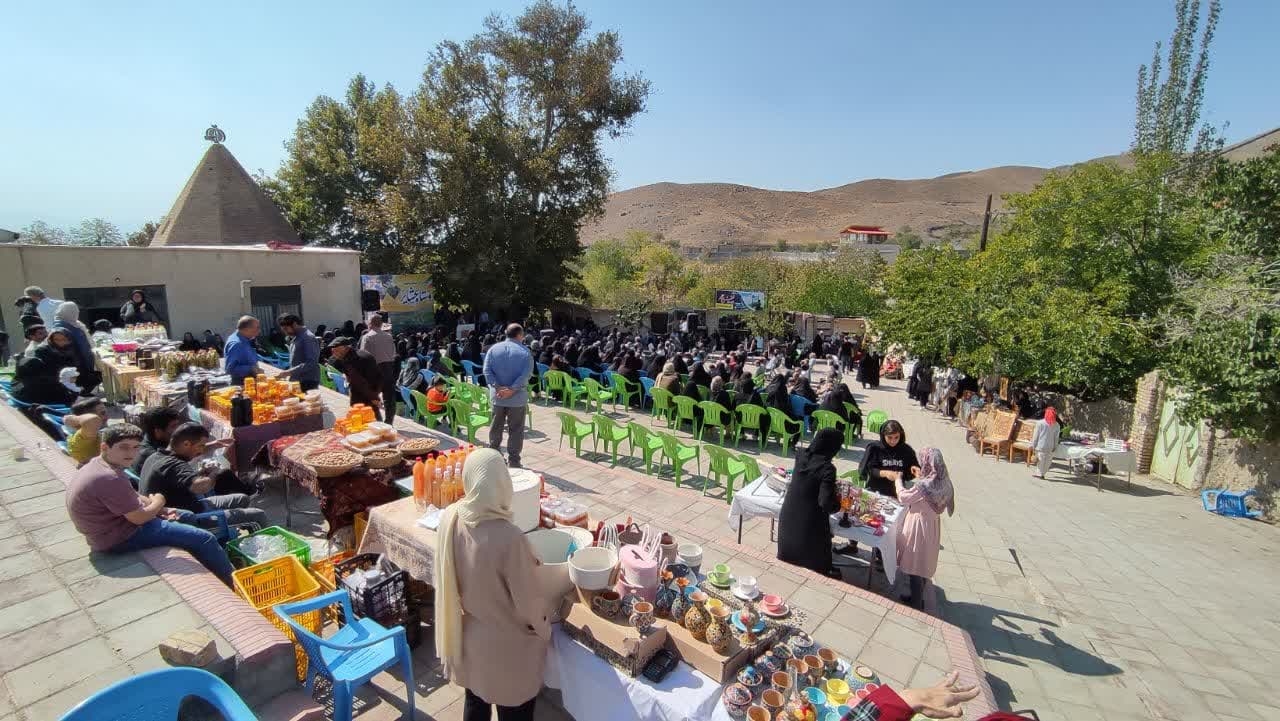 همایش گرامیداشت هفته روستا و عشایر در روستای نیوشت