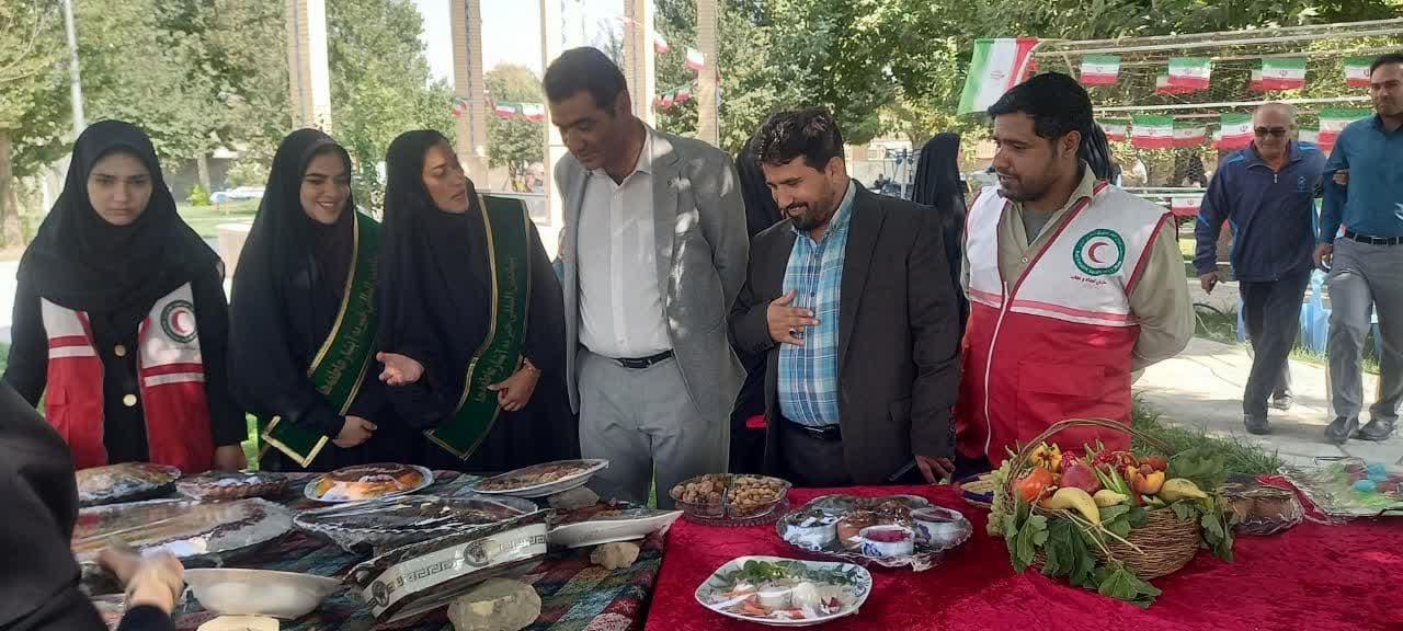 برگزاری جشنواره غذاهای بومی_محلی در حمایت از نیازمندان