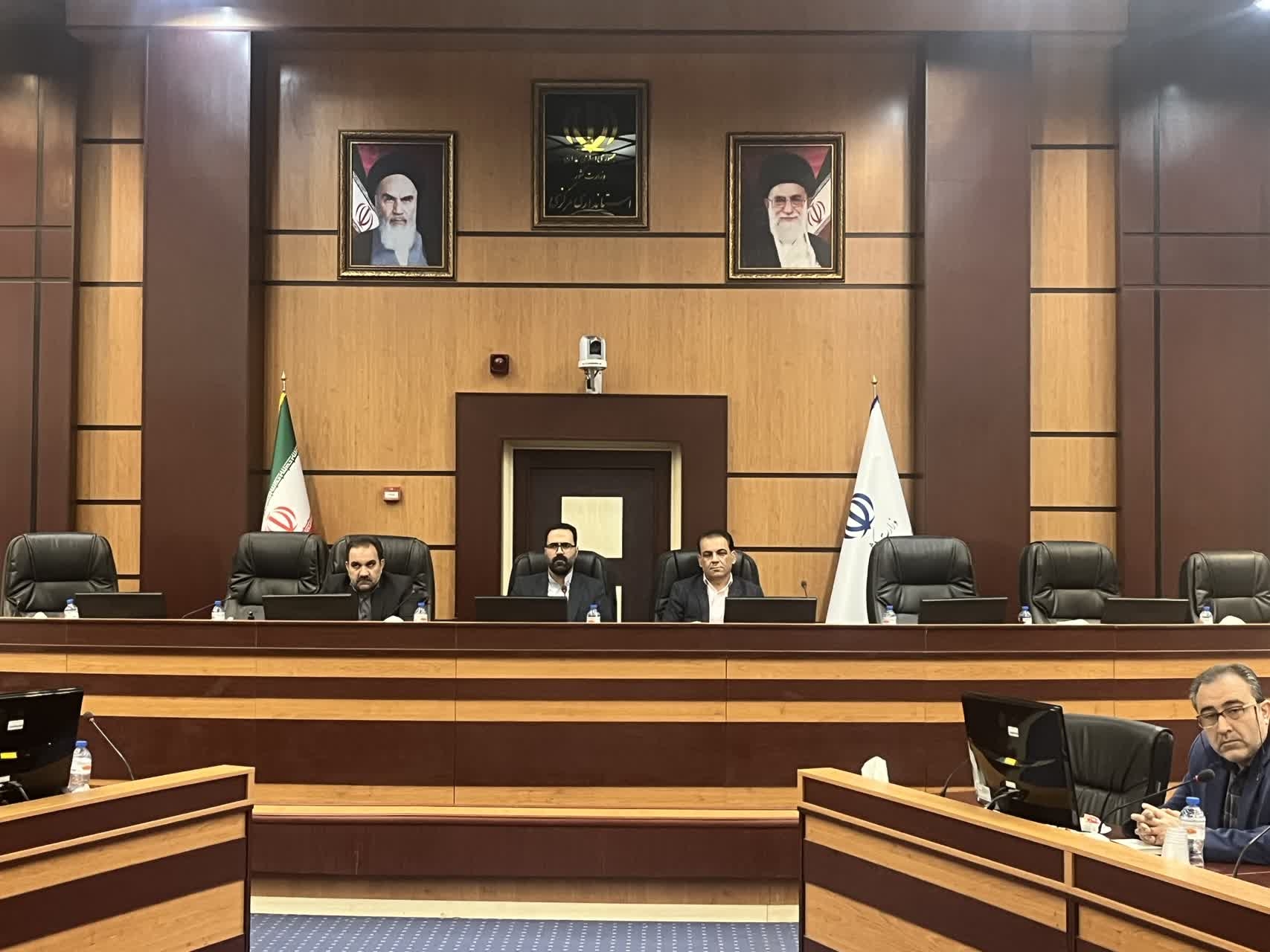 نشست و دیدار پزشگ نیا مدیرکل محترم پدافند غیرعامل و هیئت همراه با رابطین پدافند غیرعامل دستگاههای اجرایی استان