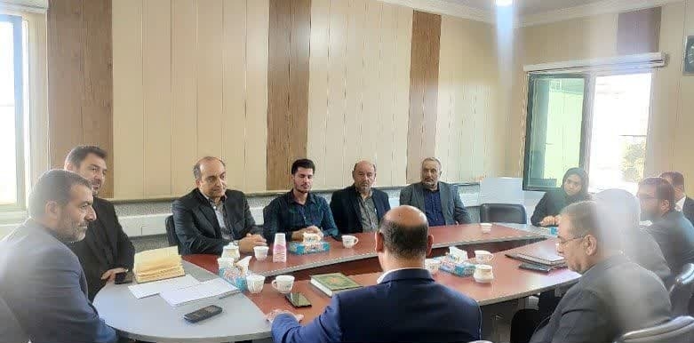 جلسه بررسی و حل مشکلات خانواده محترم شهدا، جانبازان و ایثارگران