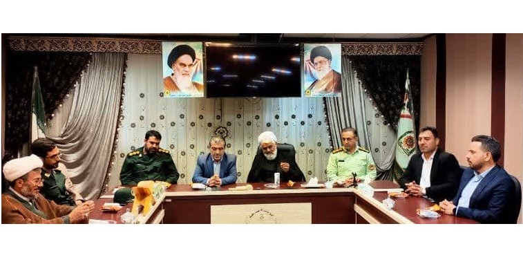 دیدار با فرمانده انتظامی به مناسبت فرا رسیدن هفته فراجا