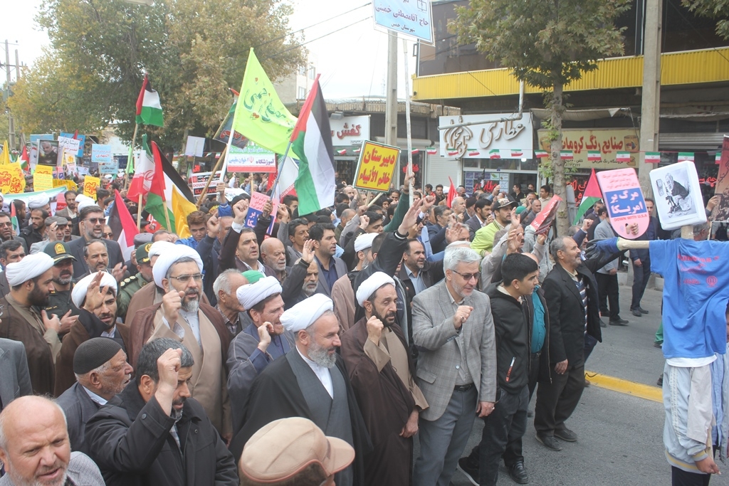 راهپيمايي يوم الله 13 آبان 1403در شهرستان خمين برگزار شد