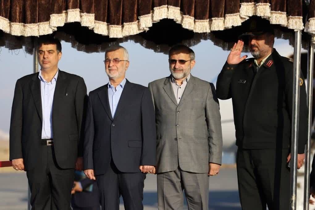 وزیر کشور برای معارفه استاندار جدید مرکزی وارد اراک شد