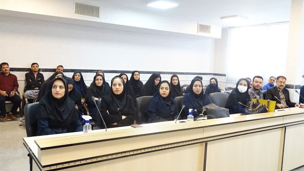 آئین گرامیداشت روز پرستار و روز رادیولوژی در شبکه بهداشت و درمان شهرستان خنداب