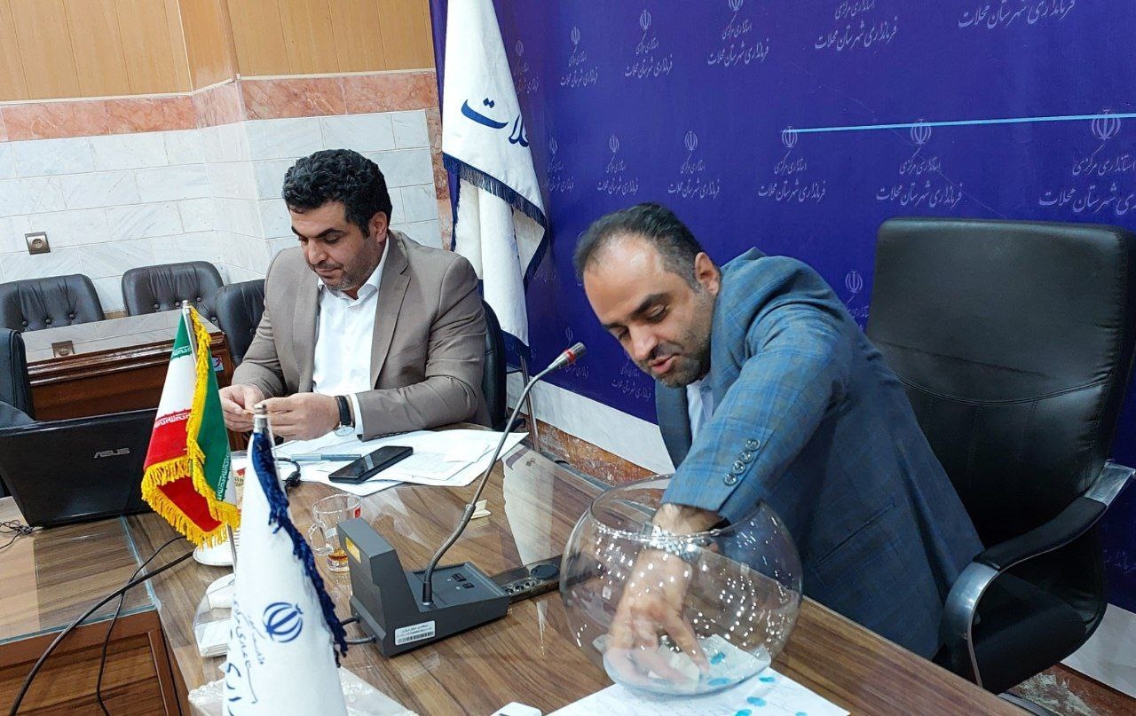 جلسه واگذاری بلوک اول از مسکن ۳۲ واحدی بهزیستی در فرمانداری برگزار شد.