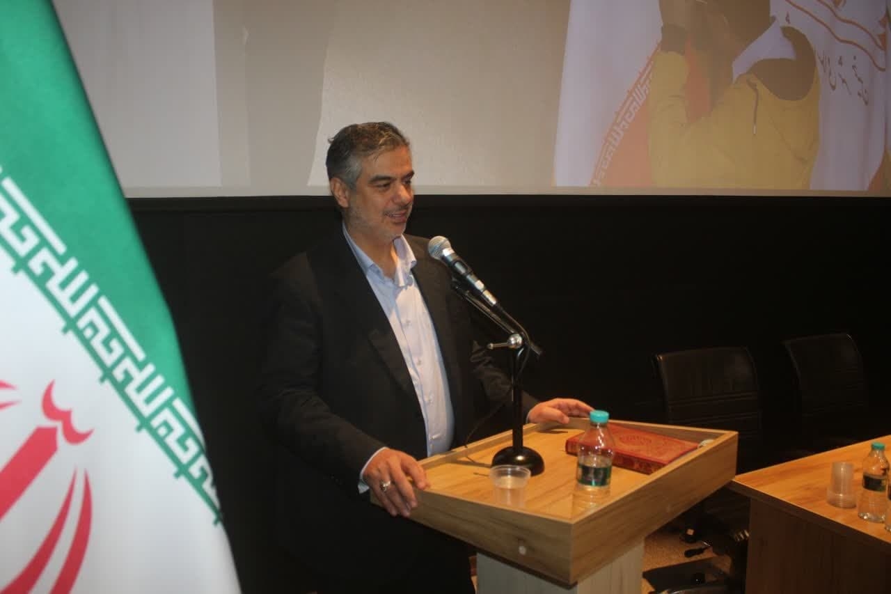 توسعه متوازن و پایدار استان مرکزی را دنبال می‌کنیم/ هدفی جز خادمی ندارم