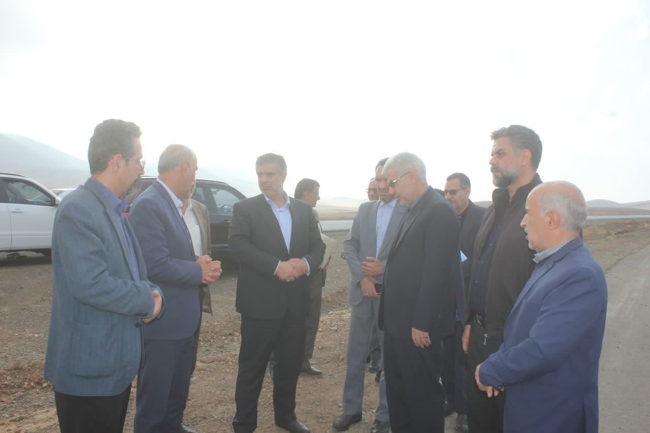 استاندار مرکزی: وضعیت شهرستان خمین در حوزه راه مناسب نیست