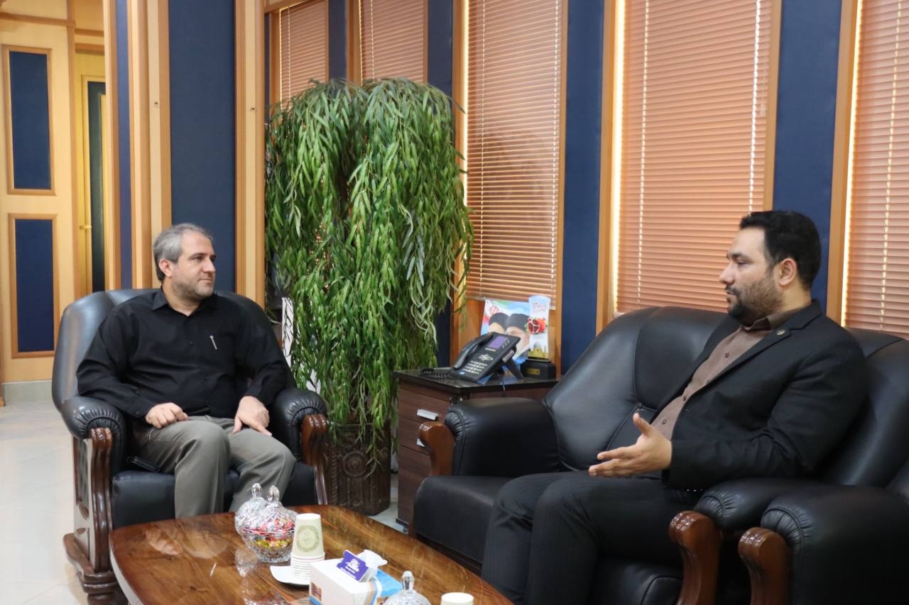 دیدار رئیس مخابرات با فرماندار ویژه شهرستان ساوه