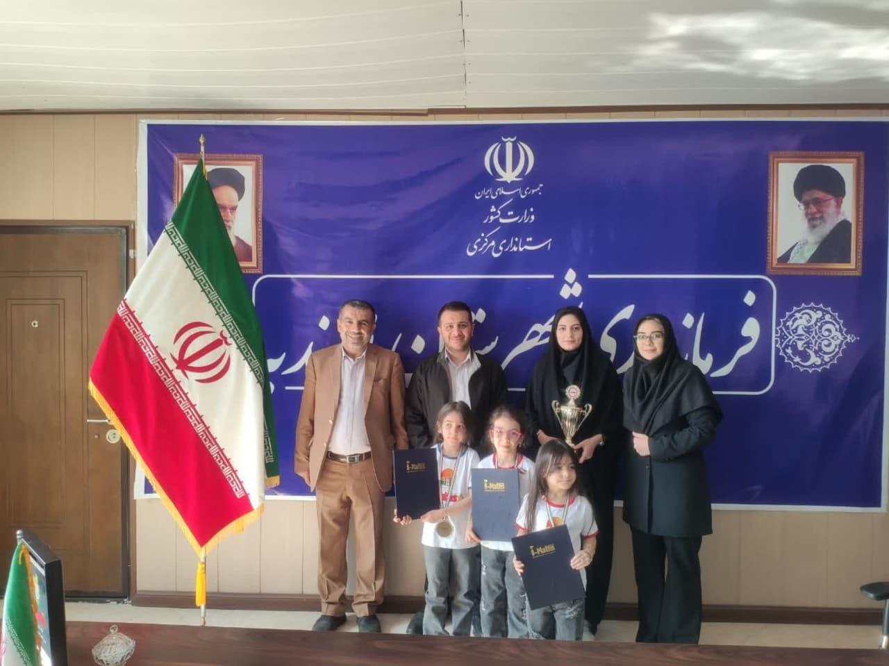 تجلیل از نونهالان بمناسبت کسب مقام دوم در جشنواره کشوری هوش و ریاضی (imat)