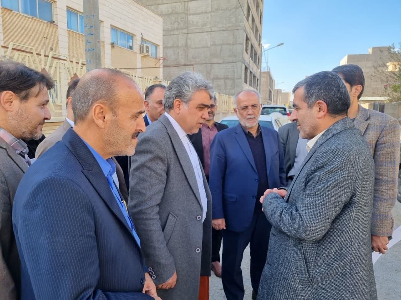 رسیدگی به مسائل و مشکلات بیش از ۴۰ واحد صنعتی و معدنی شهرستان