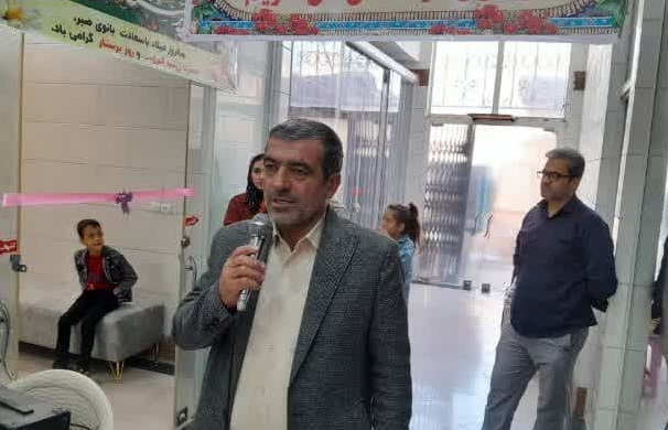 برگزاری آیین افتتاح مطب مامایی در شهر زاویه