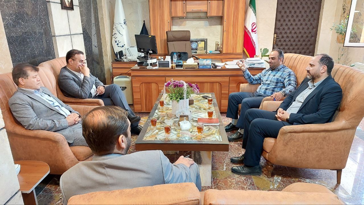 دیدار سرپرست دانشگاه علوم پزشکی و خدمات بهداشتی و درمانی استان با فرماندار شهرستان محلات