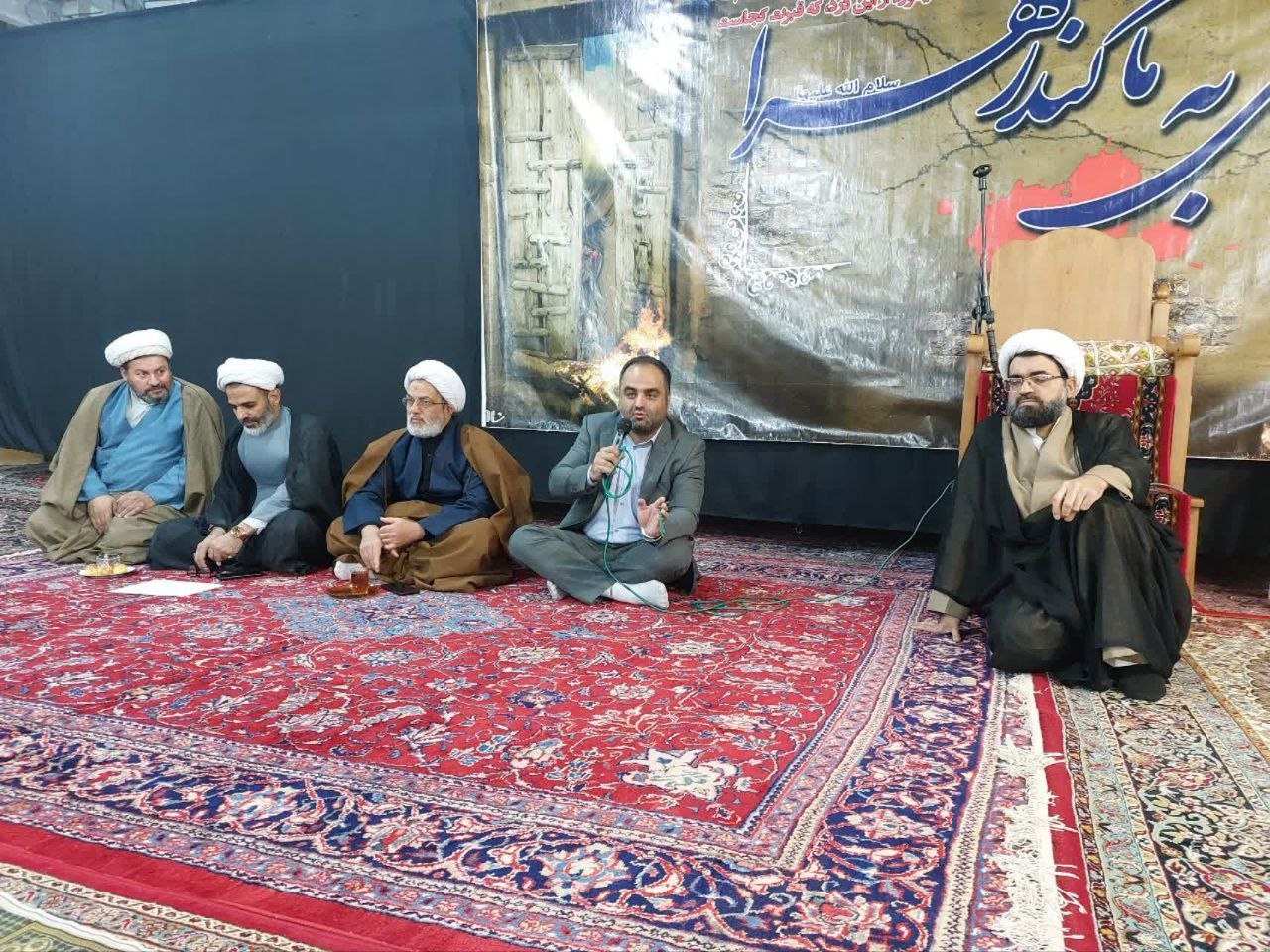 دیدار چهره به چهره با مردم، در مسجد الجواد (ع) کوی بعثت محلات