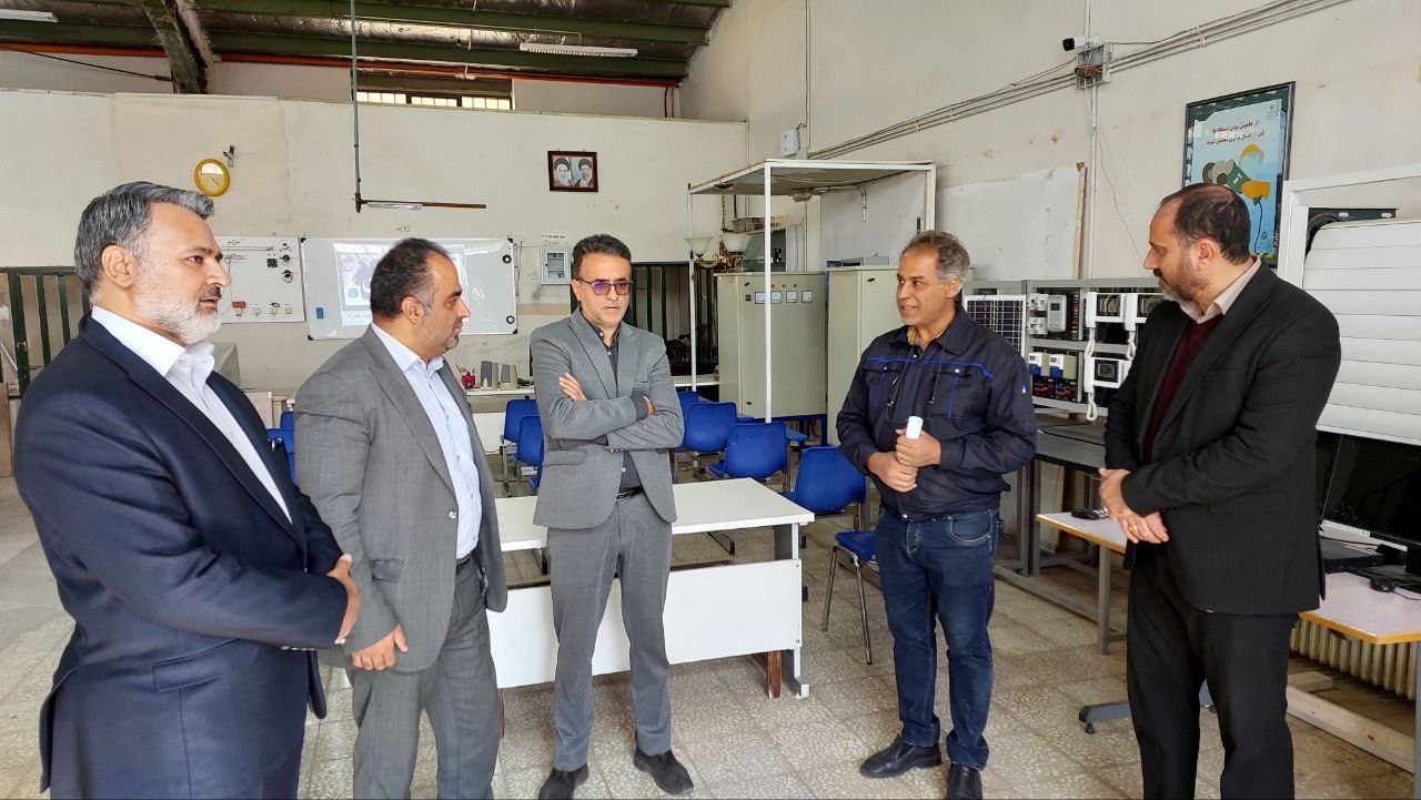 بررسی میدانی مرکز آموزش فنی و حرفه‌ای شهرستان محلات