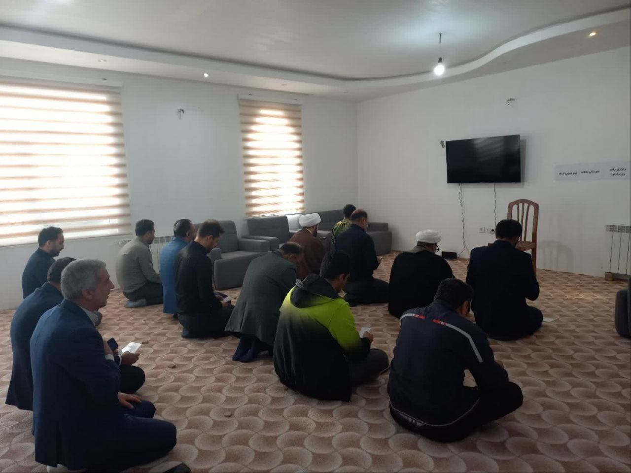 برگزاری مراسم معنوی زیارت عاشورا