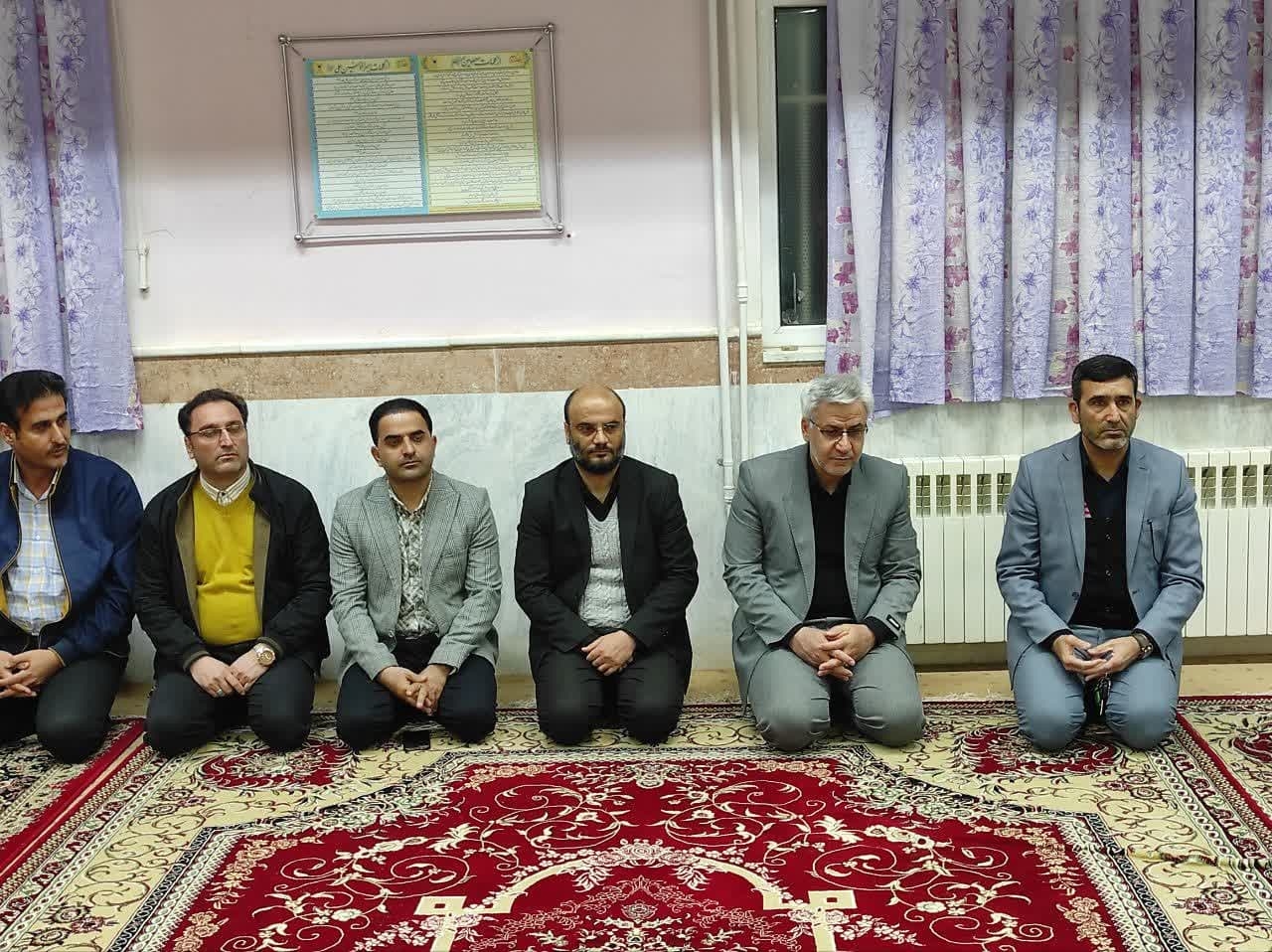 فرماندار از دانشگاه آزاد اسلامی واحد خمین بازدید کرد