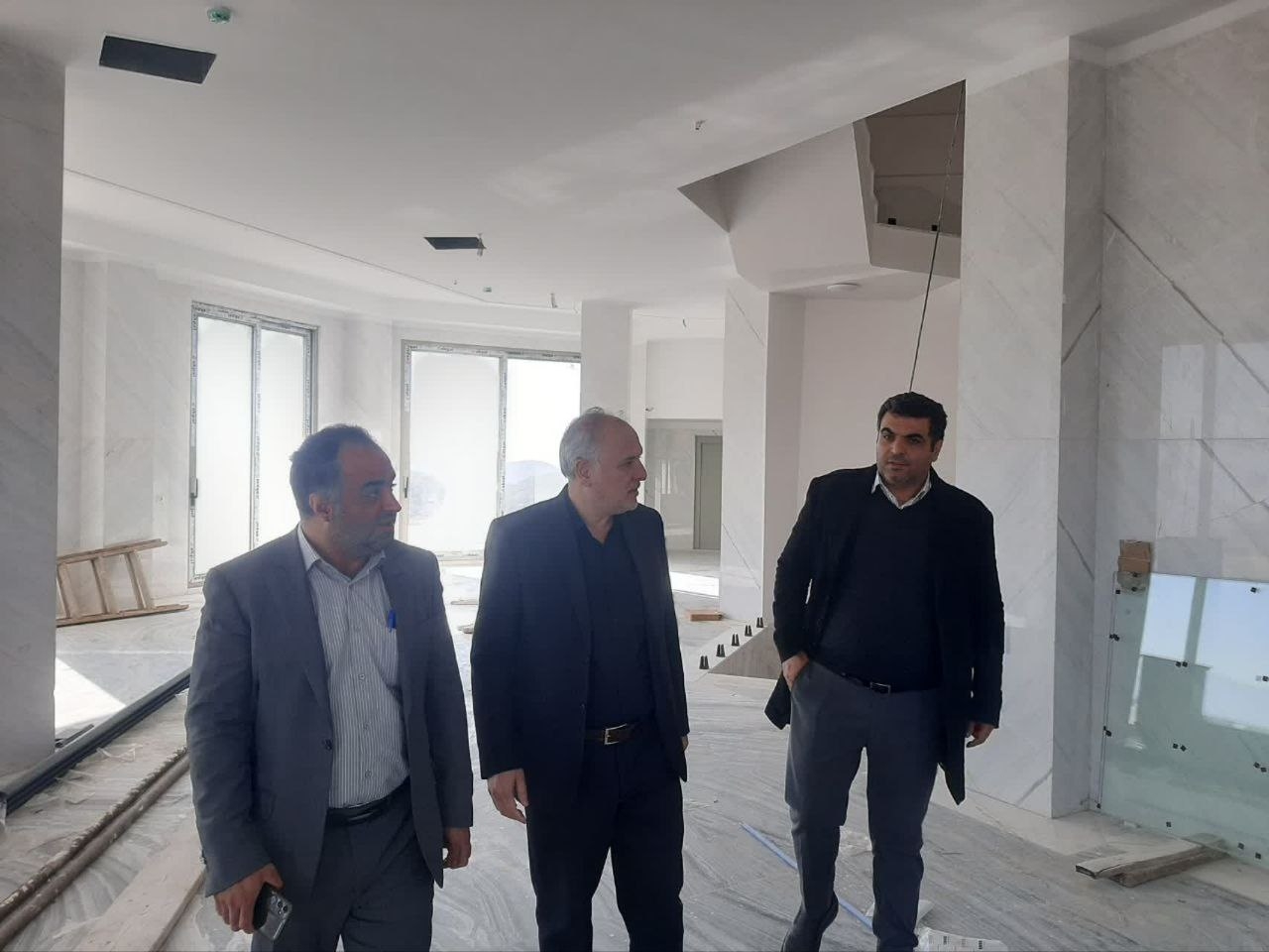 بررسی میدانی پروژه هتل آریای محلات