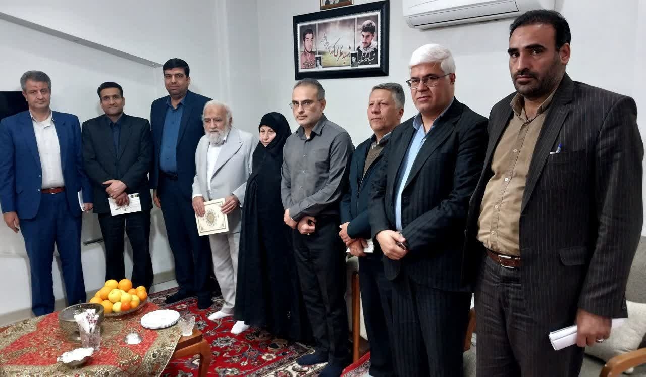 دیدار وتجلیل از خانواده شهیدان والامقام احمد و محمود مستعان