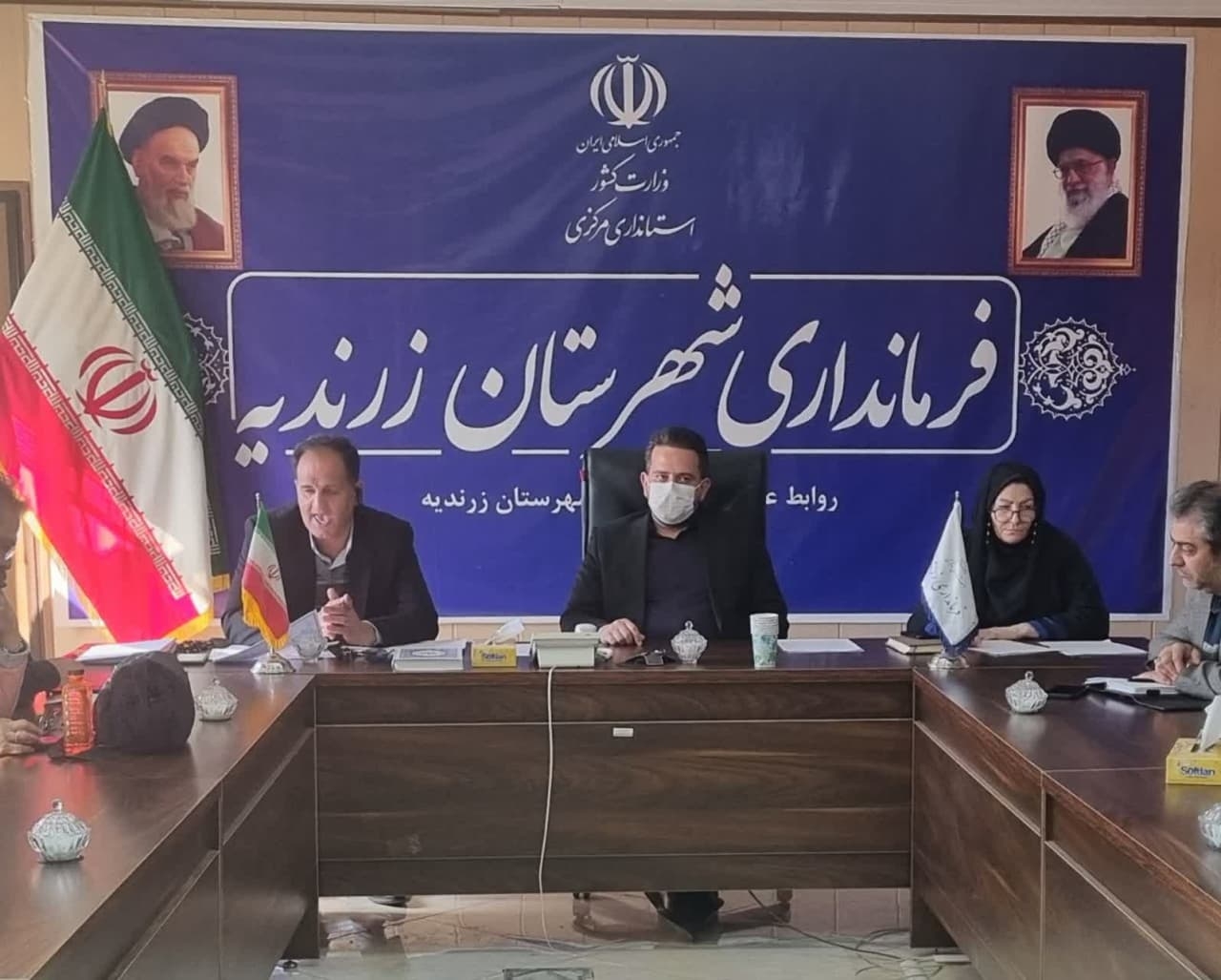 جلسه بررسی وضعیت مجتمع‌های خدماتی بین راهی