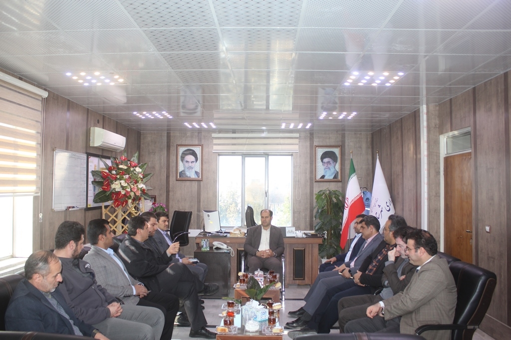 سرپرست و معاونین دانشکده علوم پزشکی شهرستان با سرپرست فرمانداری خمین دیدار کردند