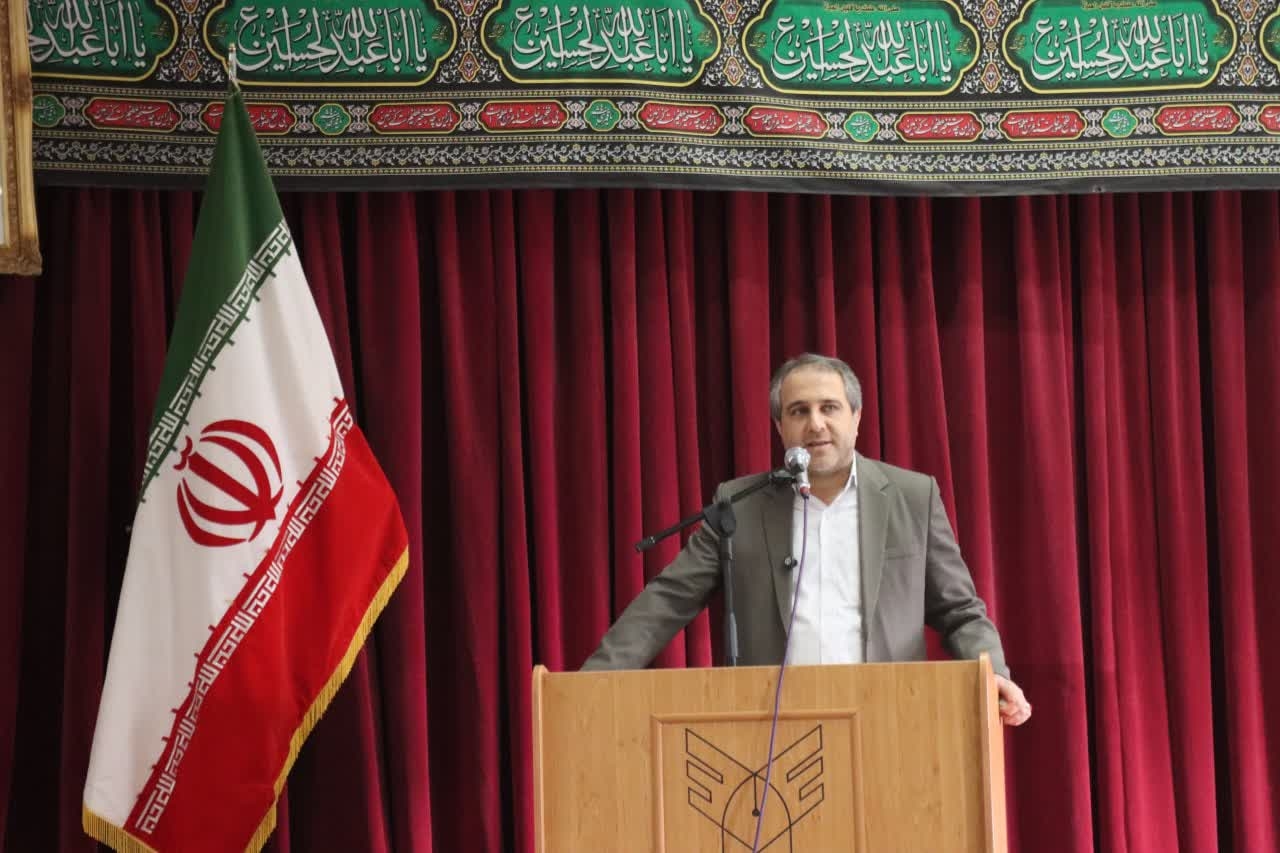 آینده کشور در دستان دانشجویان آرمان‌گرا خواهد بود