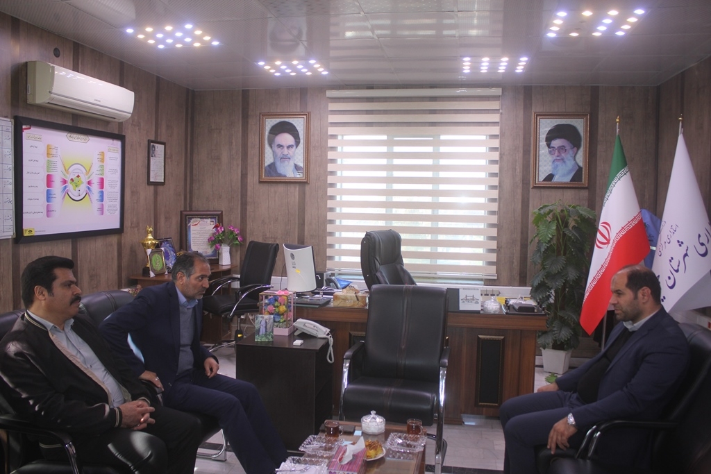 مدیر عامل مخابرات منطقه مرکزی با فرماندار خمین دیدار کرد