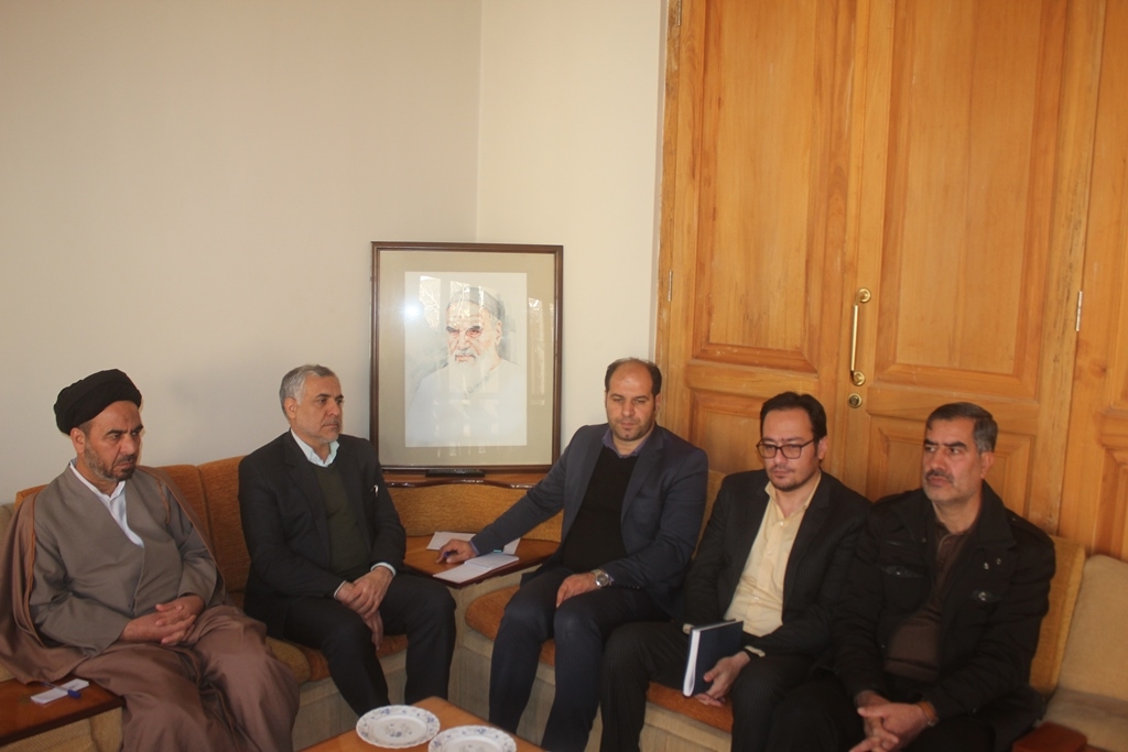 چهارمین جلسه شهرستانی هماهنگی برگزاری هفته فرهنگی "بر آستان آفتاب" شهرستان خمین برگزار شد