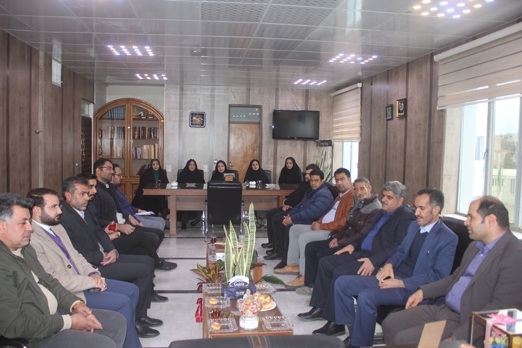 نماینده مردم شهرستان خمین در مجلس شورای اسلامی با فرماندار دیدار کرد
