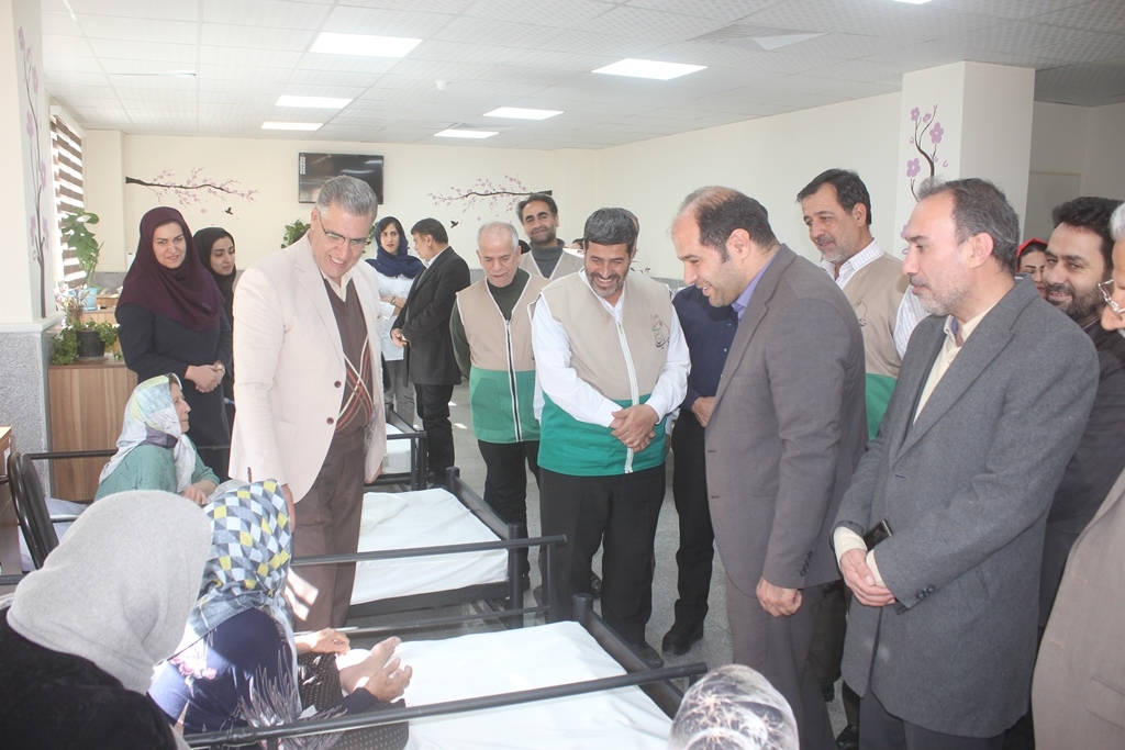 سرپرست فرمانداری از موسسه خیریه سرای خوبان آفتاب خمین بازدید کرد