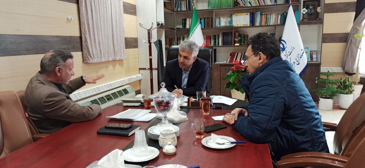 دیدار مدیر عامل آب منطقه ای با سرپرست معاونت هماهنگی امور عمرانی