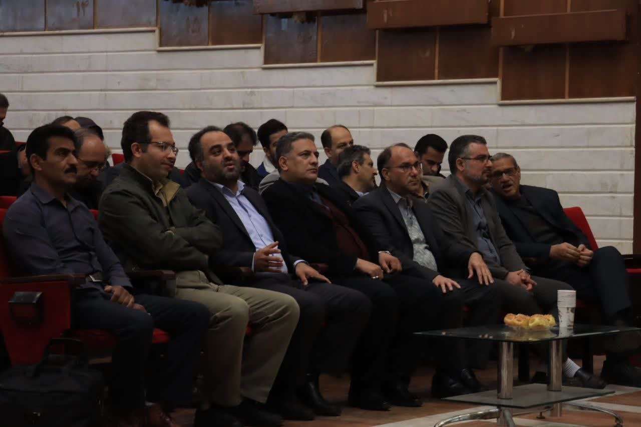 همایش نقش مشارکت مردمی در توسعه گردشگری و رونق اقتصادی در محلات برگزار شد.