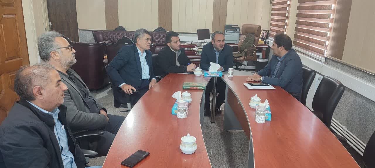 دیدار رئیس اداره راهداری با فرماندار