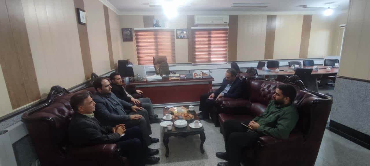 دیدار فرماندار حوزه امام خامنه ای با فرماندار