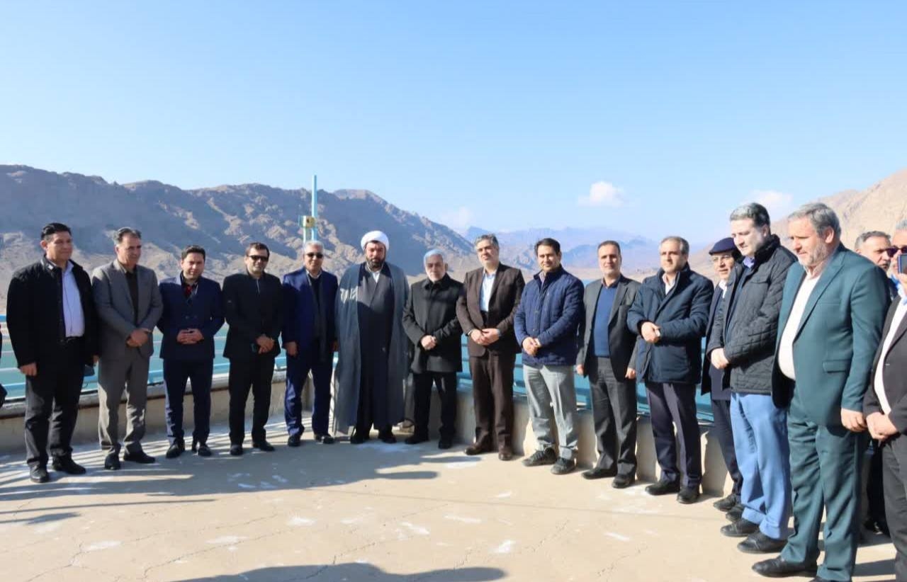 بازدید میدانی استاندار مرکزی ومعاون وزیر نیرو از سد الغدیر/ بررسی وضعیت تنش آبی شهرستان ساوه