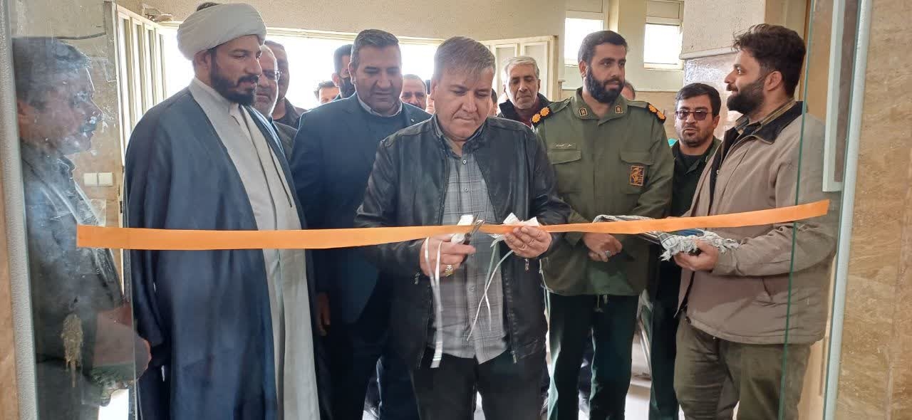 افتتاح نمایشگاه مبل ومنبت در محل سالن امام جواد(ع) شهر میلاجرد