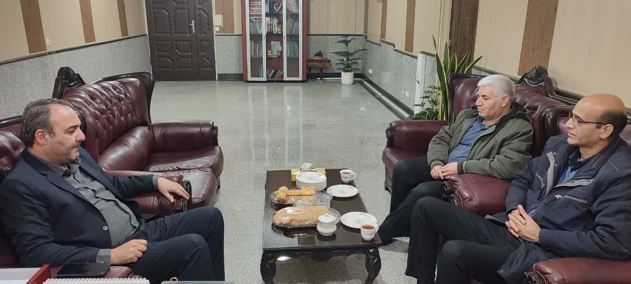 دیدار مسئول و قائم مقام ستاد دکتر پزشکیان با فرماندار