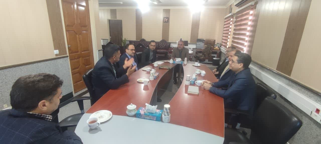 دیدار مسئولین ادارات با فرماندار