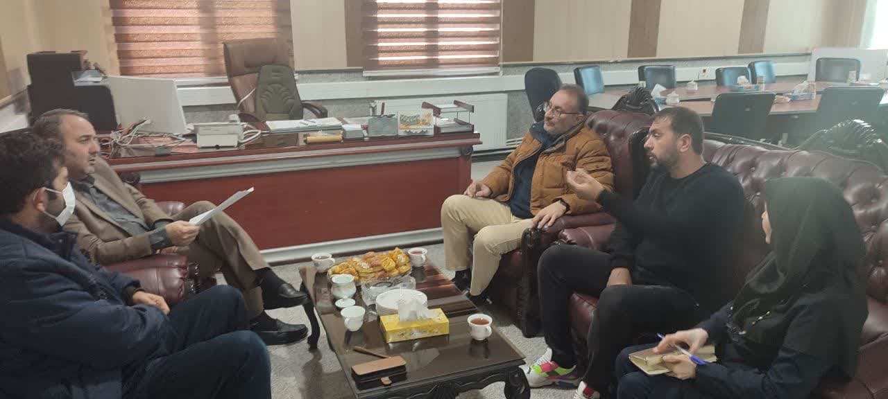 دیدار شهروندان با حضور مدیران مربوطه با فرماندار