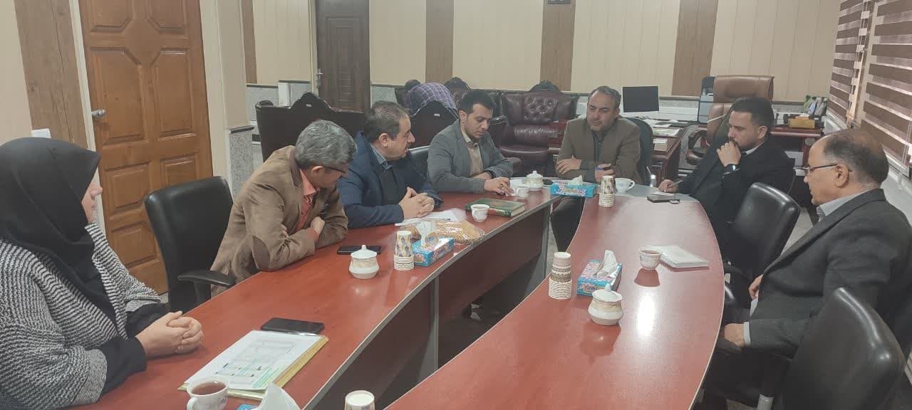 دیدار رئیس دانشکده علوم پزشکی ساوه و زرندیه و هیأت همراه با فرماندار